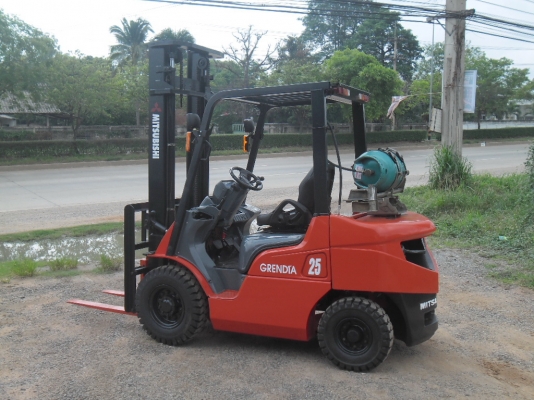 ขายด่วนรถยก MITSUBISHI  FG25-F18C เครื่อง 2 ระบบ LPG เกียร์AUTO เสาสูง 4 เมตร ยางใหม่ 4 เส้น ทำเสร็จทั้งระบบ