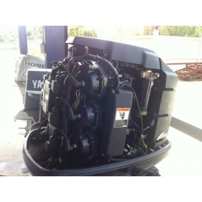 ขายเครื่องยนต์เรือ Mercury 225 จากญี่ปุ่น