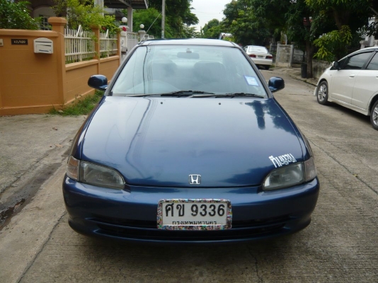 เครื่องหัวฉีด1600 เกียร์ออโต้ ติดLPG ใช้งานได้เลย