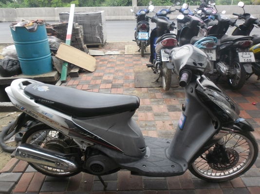 ขายถูกๆซูกิสเต็บเครื่องพอใด้ชุดสีพอใด้ขายตามสาพ