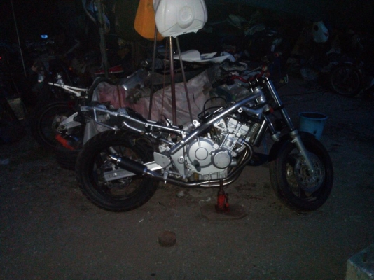 ขาย CB1 400cc ทะเบียนแท้ พร้อมโอน ขาย CB1 400cc ทะเบียนแท้ พร้อมโอน