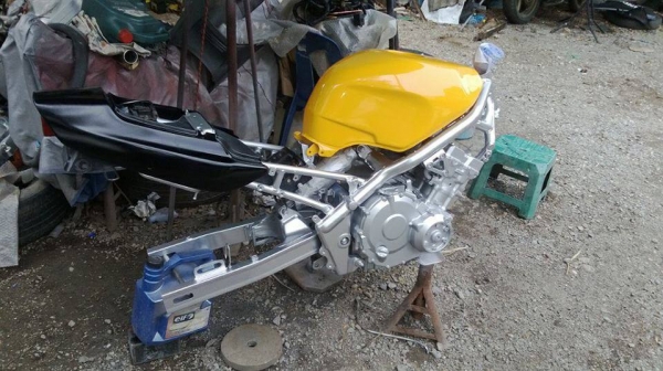 ขาย CB1 400cc ทะเบียนแท้ พร้อมโอน ขาย CB1 400cc ทะเบียนแท้ พร้อมโอน