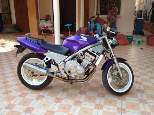 ขาย CB1 400cc ทะเบียนแท้ พร้อมโอน