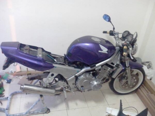 ขาย CB1 400cc ทะเบียนแท้ พร้อมโอน ขาย CB1 400cc ทะเบียนแท้ พร้อมโอน