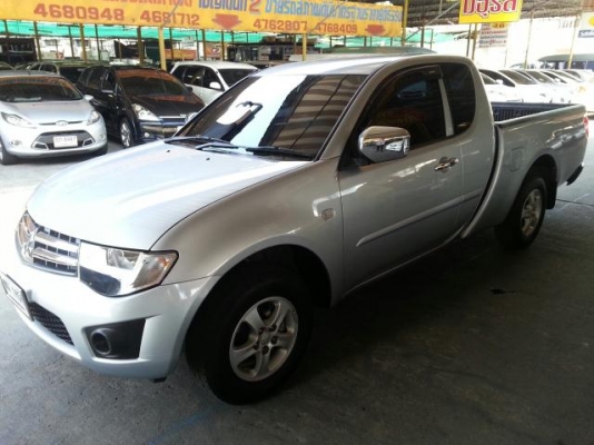 MITSUBISHI TRITON MEGACAB2.5GLX  2012