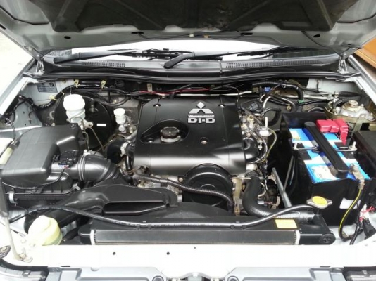 MITSUBISHI TRITON MEGACAB 2.5 GLX 2006