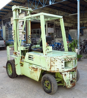 รถยกน้ำมันเบนซิน ขนาด 2 ตัน เสาสูง 4 เมตร Komatsu FG20-7