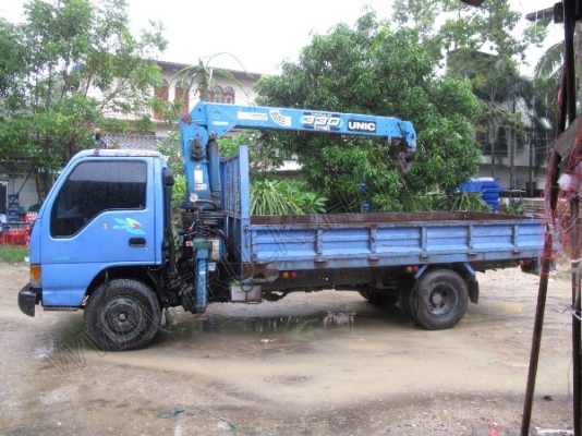 รถบรรทุก 6 ล้อติดเครน ยี่ห้อ ISUZU รุ่น NPR 130 แรงม้า//ยอดจัดไฟแนนซ์ 450,000 บาท รถบรรทุก 6 ล้อติดเครน ยี่ห้อ ISUZU รุ่น NPR 130 แรงม้า//ยอดจัดไฟแนนซ์ 450,000 บาท