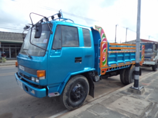 ขายรถ6ล้ออีซูซุร็อกดั้ม สภาพสวยๆพร้อมใช้งาน ขายรถ6ล้ออีซูซุร็อกดั้ม สภาพสวยๆพร้อมใช้งาน