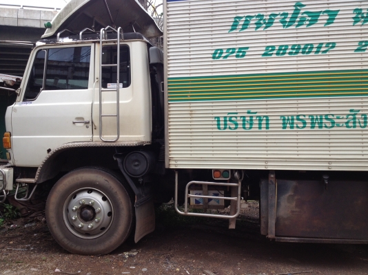 ขายตู้เปียกอลูมิเนียมสภาพสวยมากพร้อมใช้ยังไม่ได้เอาลงจากรถ10ล้อ