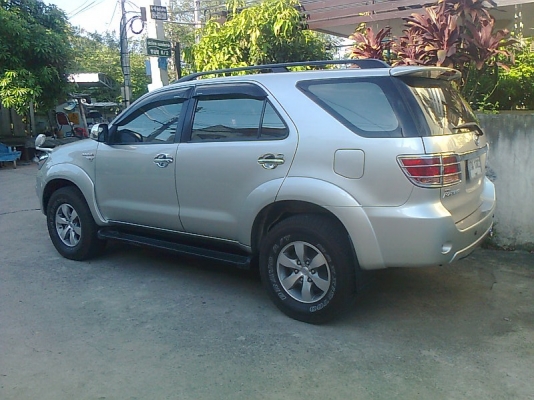 ขาย โตโยต้าฟอจูนเนอร์ เครื่อง 3.0 ออโต้โฟวิน 4x4 ตัวท๊อป / ปี 2006,2549