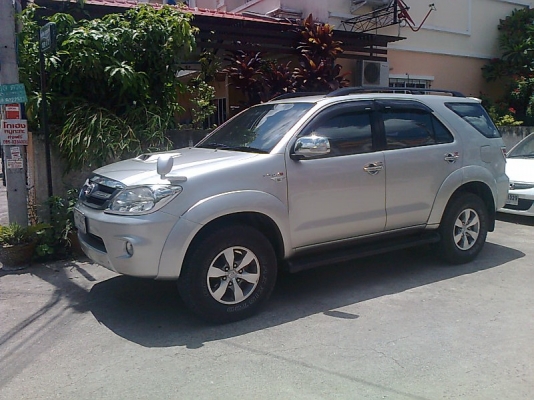 ขาย โตโยต้าฟอจูนเนอร์ เครื่อง 3.0 ออโต้โฟวิน 4x4 ตัวท๊อป / ปี 2006,2549