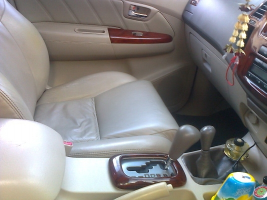 ขาย โตโยต้าฟอจูนเนอร์ เครื่อง 3.0 ออโต้โฟวิน 4x4 ตัวท๊อป / ปี 2006,2549