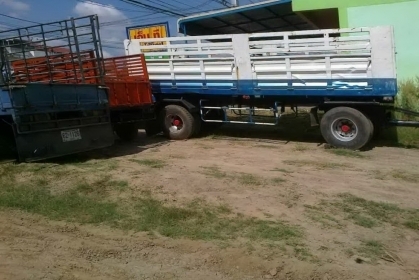 ขายหางพ่วงสองเพลาดั้มพ์ ค่ายพนัส ปี 38 ยาว 6.4 เมตร สภาพพร้อมใช้ โทร 088-4501277 ตลอด 24 ชม. ขายหางพ่วงสองเพลาดั้มพ์ ค่ายพนัส ปี 38 ยาว 6.4 เมตร สภาพพร้อมใช้ โทร 088-4501277 ตลอด 24 ชม.