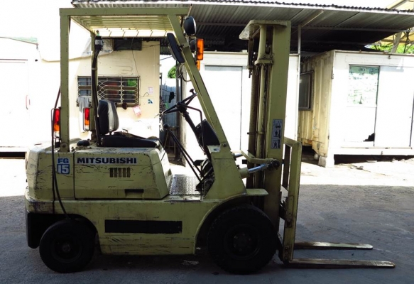 รถยกน้ำมันเบนซินขนาด 1.5 ตัน เสาสูง 3 เมตร Mitsubishi FG15 F2