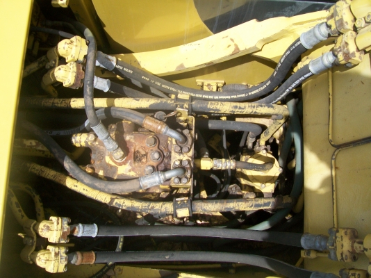 ขาย ถูก แบคโฮ KOMATSU PC200-6 นอก รถพร้อมใช้ มีเล่มพร้อมโอน เจ้าของขายเอง โทร 087-2423041 ขาย ถูก แบคโฮ KOMATSU PC200-6 นอก รถพร้อมใช้ มีเล่มพร้อมโอน เจ้าของขายเอง โทร 087-2423041