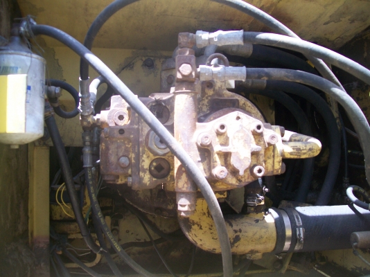 ขาย ถูก แบคโฮ KOMATSU PC200-6 นอก รถพร้อมใช้ มีเล่มพร้อมโอน เจ้าของขายเอง โทร 087-2423041 ขาย ถูก แบคโฮ KOMATSU PC200-6 นอก รถพร้อมใช้ มีเล่มพร้อมโอน เจ้าของขายเอง โทร 087-2423041