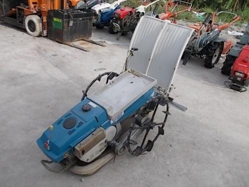 รหัสสินค้า :12000781 รถปลูกข้าวดำนา ขนาด 2.5 แรง ล้อคู่ 2 ขาปลูก ขนาดรถ กว้างXยาว 70X200 สภาพสวยพร้อมใช้งาน