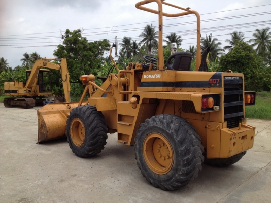 ขายรถตักล้อยาง เอวอ่อน KOMATSU - 507 มือสองญี่ปุ่น นำเข้าเอง พร้อมใช้งาน