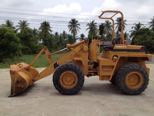 ขายรถตักล้อยาง เอวอ่อน KOMATSU - 507 มือสองญี่ปุ่น นำเข้าเอง พร้อมใช้งาน