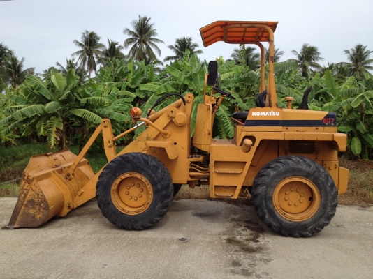ขายรถตักล้อยาง เอวอ่อน KOMATSU - 507 มือสองญี่ปุ่น นำเข้าเอง พร้อมใช้งาน