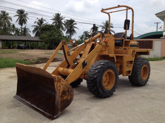 ขายรถตักล้อยาง เอวอ่อน KOMATSU - 507 มือสองญี่ปุ่น นำเข้าเอง พร้อมใช้งาน