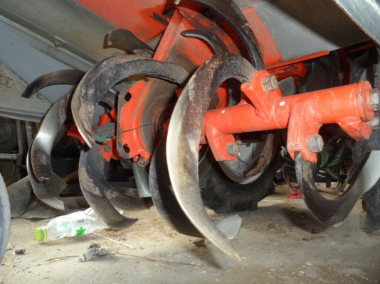 รถพรวนดินเดินตาม KUBOTA T702 / 17500บาท