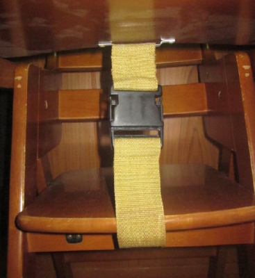 เก้าอี้นั่งทานข้าวเด็ก งานไม้ แข็งแรง จาก Japan Disney Baby ราคาไม่แพง พร้อมส่ง ขายครับ เก้าอี้นั่งทานข้าวเด็ก งานไม้ แข็งแรง จาก Japan Disney Baby ราคาไม่แพง พร้อมส่ง ขายครับ