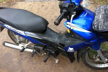 ขาย Honda. Wave. 110 i หัวฉีดประหยัดน้ำมัน สภาพเดิมๆทุกอย่าง ทะเบียนพร้อมโอน โทร 087-7698204