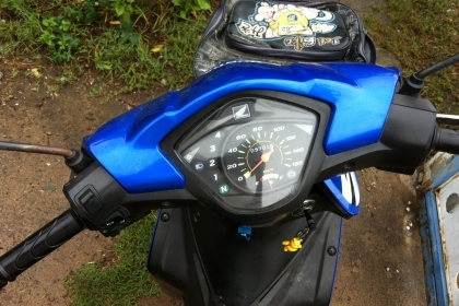 ขาย Honda. Wave. 110 i หัวฉีดประหยัดน้ำมัน สภาพเดิมๆทุกอย่าง ทะเบียนพร้อมโอน โทร 087-7698204