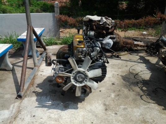 ขายเครื่องisuzu 4jb1 พร้อมเกียร์