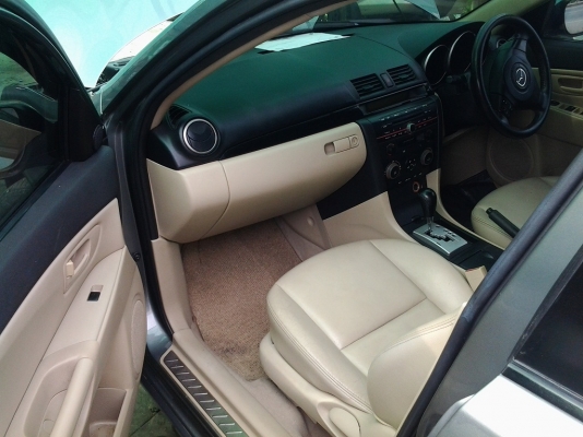 ขายรถบ้าน mazda3 2000cc.มีซัลรูฟ เบาะหนัง ขายรถบ้าน mazda3 2000cc.มีซัลรูฟ เบาะหนัง