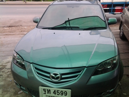 ขายรถบ้าน mazda3  2000cc.มีซัลรูฟ เบาะหนัง