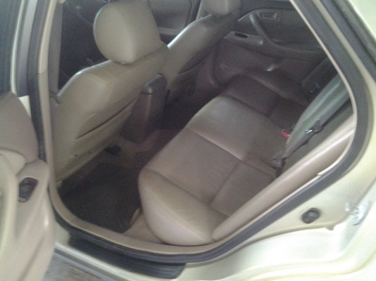 toyota camry 2001   2200cc เบาะหนังไฟฟ้าคู่หน้า lpg ดูด