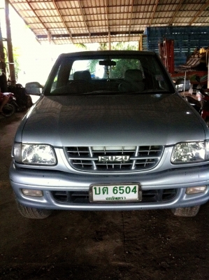 ขายอีซูซุ โฟวิล เรดีโอ เครื่อง 3000 ราคา 240000 บาท โทร 0850853022