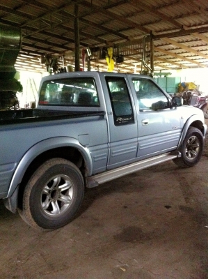 ขายอีซูซุ โฟวิล เรดีโอ เครื่อง 3000 ราคา 240000 บาท โทร 0850853022