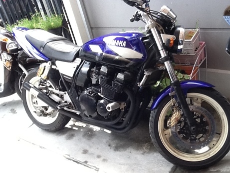 รีบคับ ต้องการใช้เงิน xjr 400 ปี98 อินวอย สรรพสามิตร ท่อสูตร short gun กวน 59999 ขับกลับบ้านได้เลย