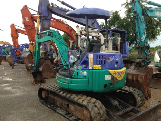 รถแบคโฮ