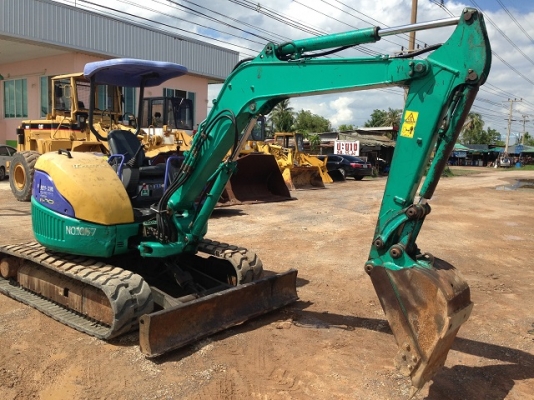 รถแบคโฮ รถแบคโฮ