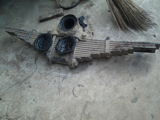 ขายด่วนแท่นเพลาโบกี้ HINO FM สิบล้อ2 เพลาพร้อมแหนบถูกๆครับ (ทีมงานรถคุณภาพ)