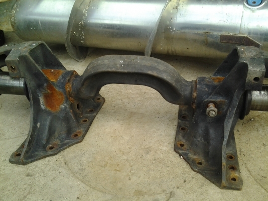 ขายด่วนแท่นเพลาโบกี้ HINO FM สิบล้อ2 เพลาพร้อมแหนบถูกๆครับ (ทีมงานรถคุณภาพ)