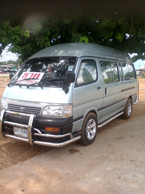 รถตู้ ราคาสูง VIP