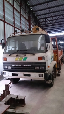 ขายรถหกล้อติดเครน