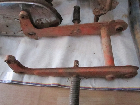 ตี่พิจิตร//ขาย อะไหล่c95 c92 benly