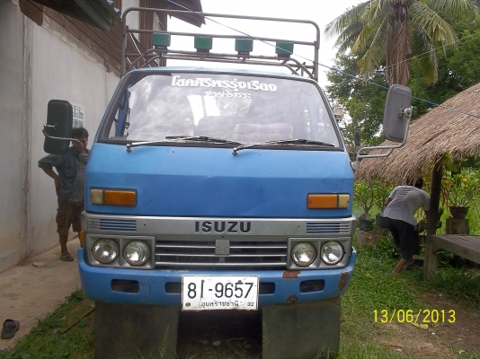 ขาย6ล้อ อิซูสุ  TL  เครื่อง110แรง เกียร์สายสั้น