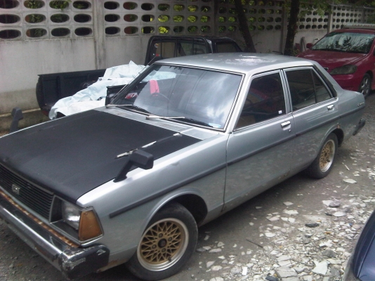 ขาย datsun sunny b310 ราคา 35000  เบอร์ 0834104466 เอ็ม