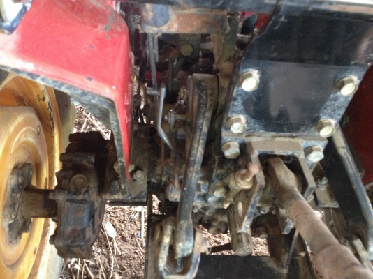 -ขาย  ยันม้า 20 4wd แรงรถสวยจัดเดิมสภาพ90\%พร้อมใช้มากๆ