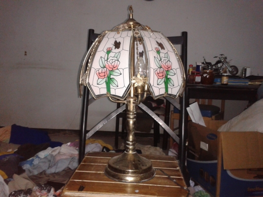 โคมไฟระบบสัมผัส 3 ระดับ