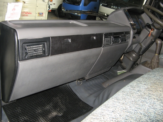 ขาย 6ล้อ ฮีโน่ สมอทอง 150 แรง ยาว4.30 ปี 2002 สภาพสวยเดิมเครื่องดี พร้อมใช้งาน ชมก่อนได้ครับ สนใจติดต่อ 081-9425443 ขาย 6ล้อ ฮีโน่ สมอทอง 150 แรง ยาว4.30 ปี 2002 สภาพสวยเดิมเครื่องดี พร้อมใช้งาน ชมก่อนได้ครับ สนใจติดต่อ 081-9425443