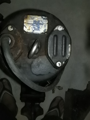 ไดโว้ใช้ในอุสาหกรรมโรงงานญี่ปุ่นแท้สภาพพร้อมใช้ขนาดท่อตัวใหญ่3นิ้วShinmaywa15KW 4P 200V ไฟ3เพรส200mm 60H2 62A ราคา8,000บ